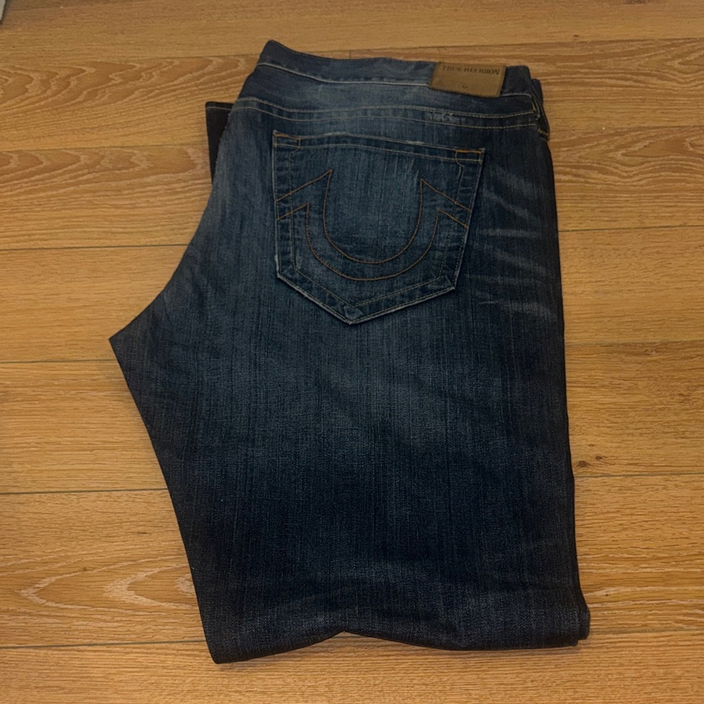 True Religion Men’s Indigo Relaxed Straight Jeans